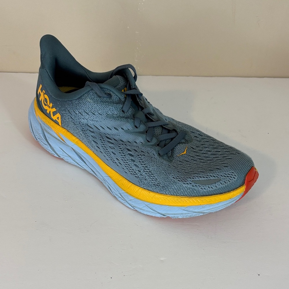 HOKA Gray Clifton 8 Running Shoe Size 8.5 EE 8 Wide